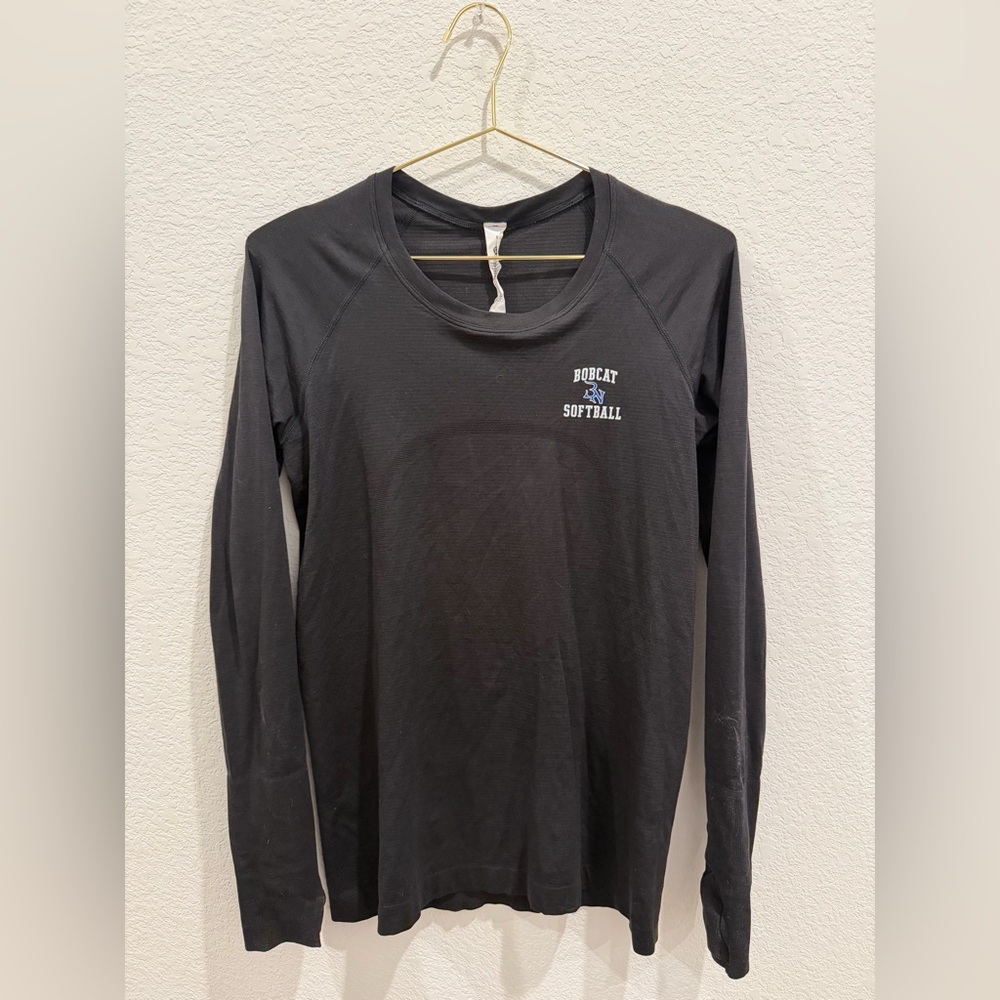 Lululemon swiftly tech long sleeve shirt 2.0 black hip length top